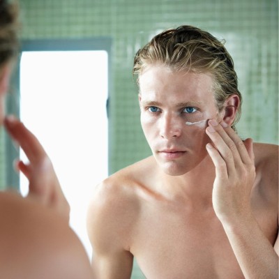 THE 10 BEST FACE MOISTURISERS FOR MEN